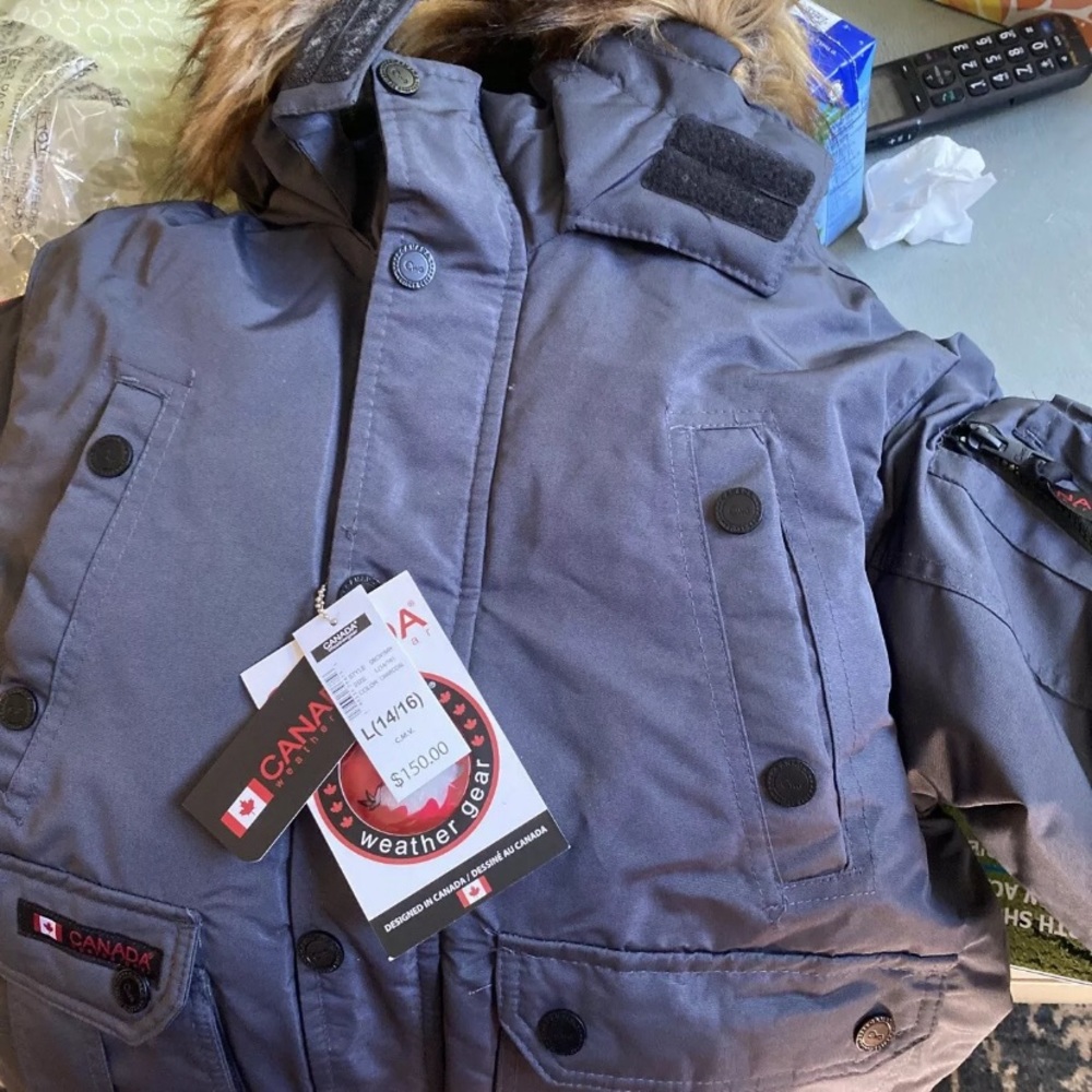 Winter jacket - Picture 5 of 9